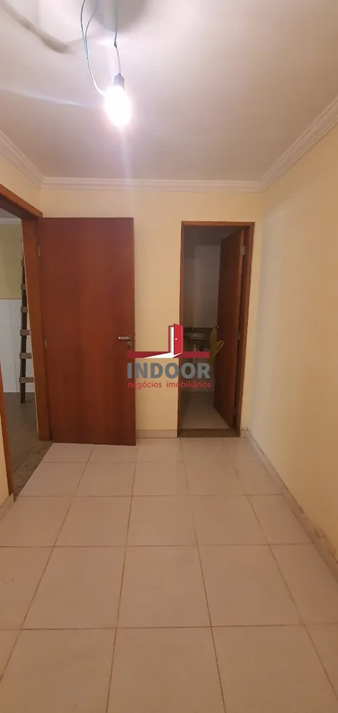 Casa, 3 quartos, 234 m² - Foto 2