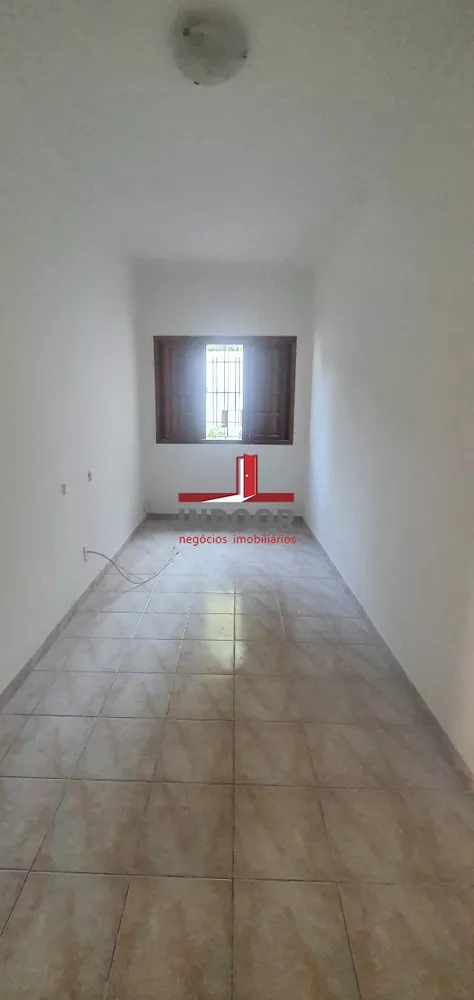 Casa para alugar com 3 quartos, 150m² - Foto 12