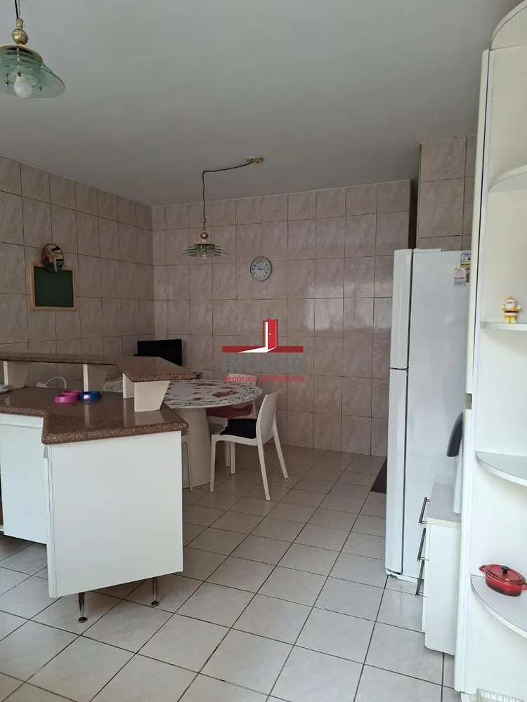 Casa, 3 quartos, 145 m² - Foto 3