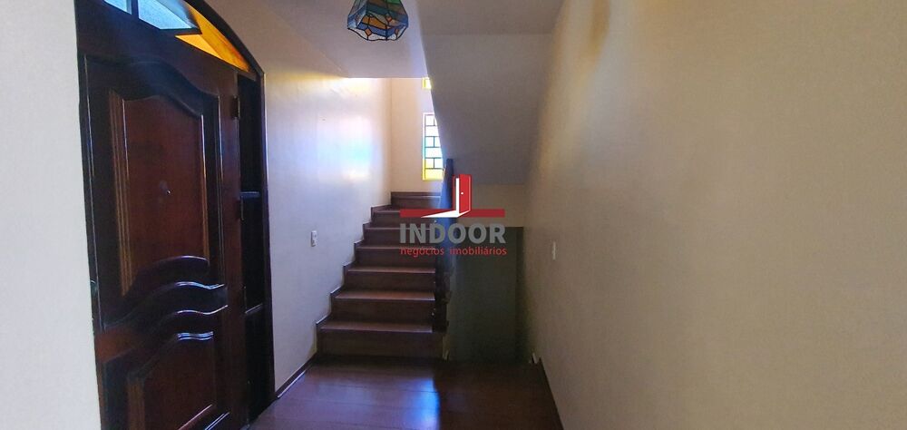 Casa, 4 quartos, 260 m² - Foto 8