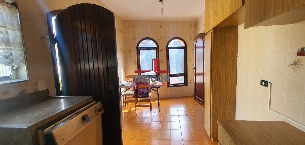 Casa, 4 quartos, 260 m² - Foto 9
