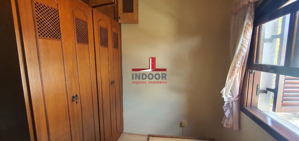 Casa, 4 quartos, 260 m² - Foto 4