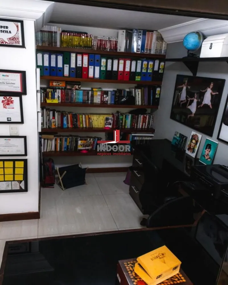 Casa, 4 quartos, 450 m² - Foto 13