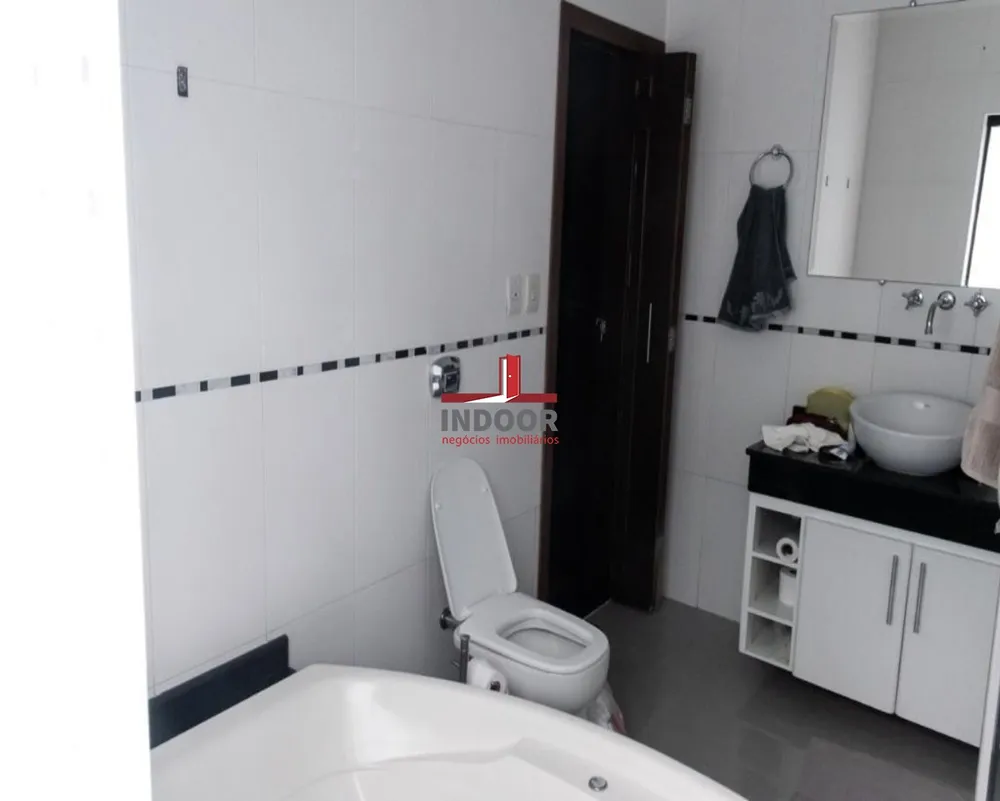 Casa, 4 quartos, 450 m² - Foto 27
