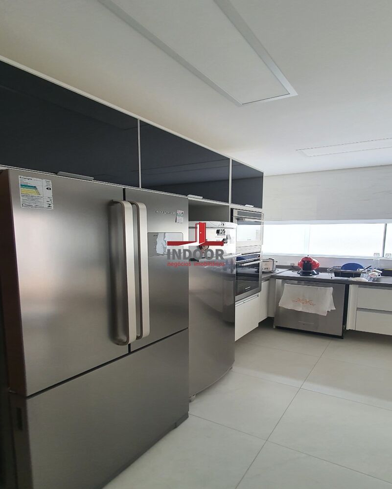 Casa, 4 quartos, 350 m² - Foto 1