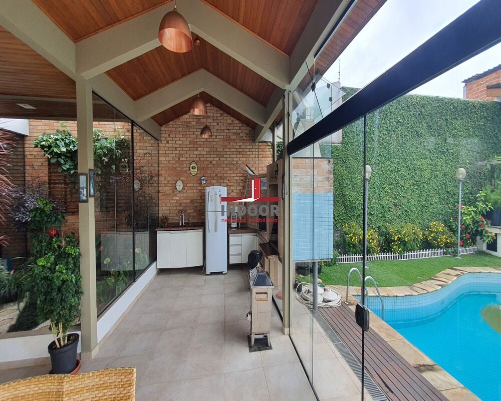 Casa, 4 quartos, 350 m² - Foto 4