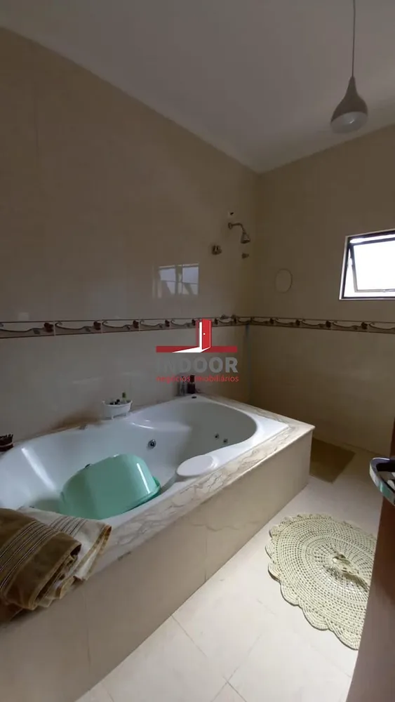 Casa, 3 quartos, 250 m² - Foto 35