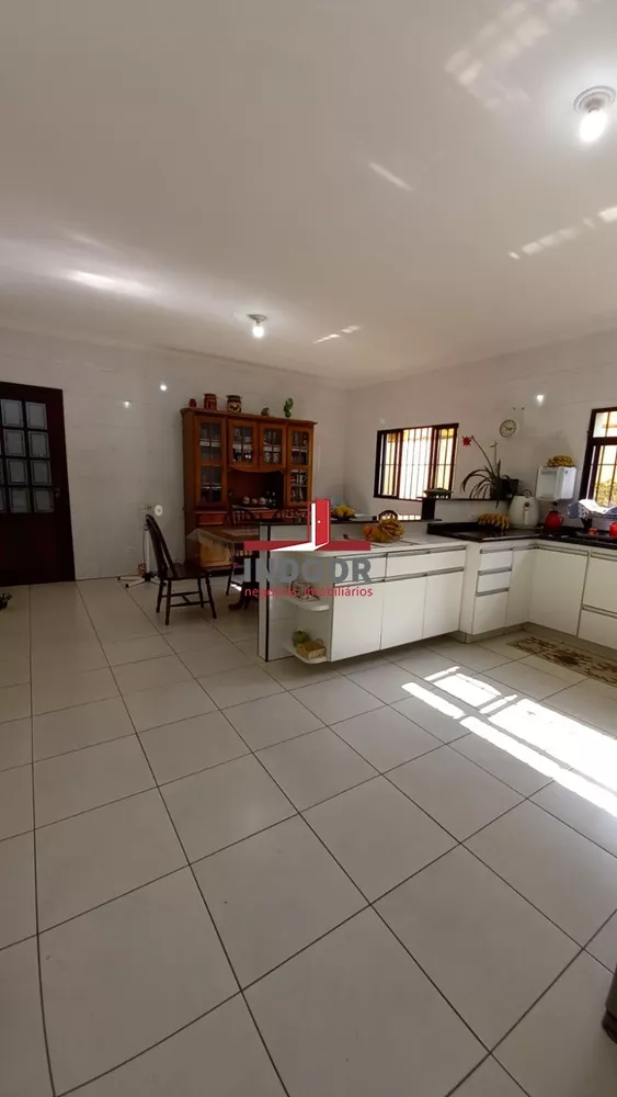 Casa, 3 quartos, 250 m² - Foto 16