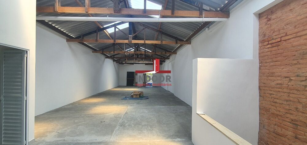 Loja-Salão, 700 m² - Foto 1