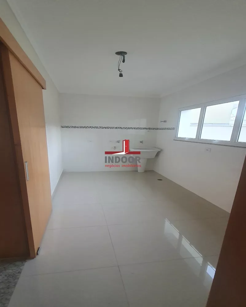 Casa à venda com 3 quartos, 279m² - Foto 7