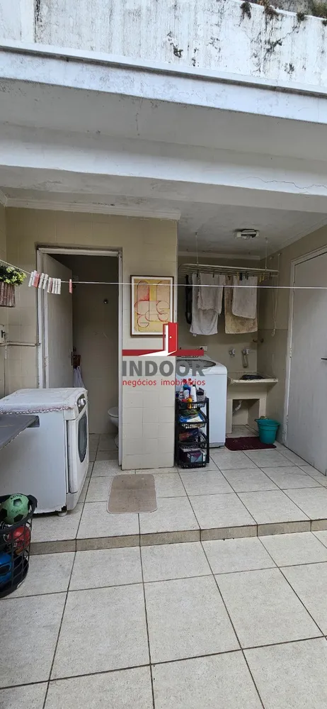 Casa, 3 quartos, 220 m² - Foto 1