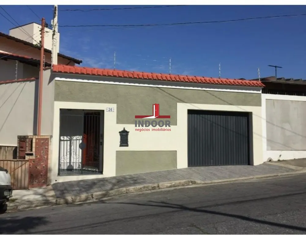 Casa, 3 quartos, 242 m² - Foto 1