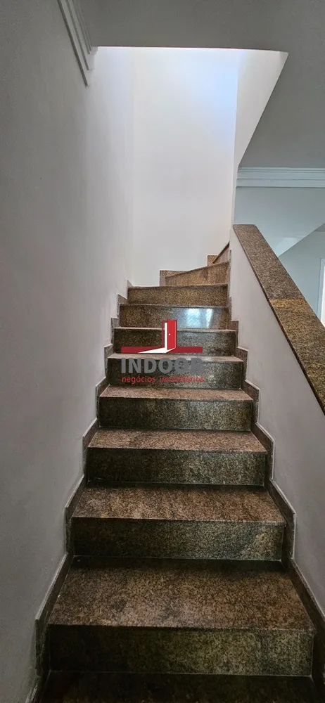 Casa, 3 quartos, 240 m² - Foto 9