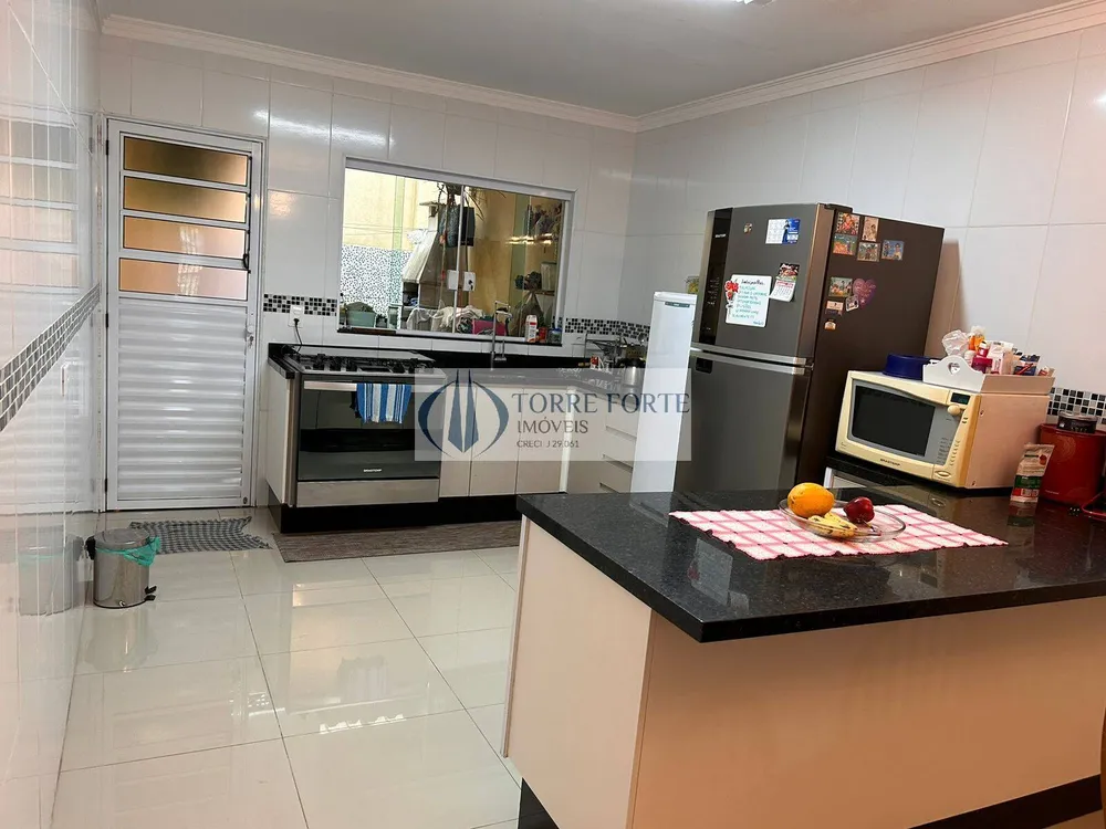 Casa, 3 quartos, 134 m² - Foto 2