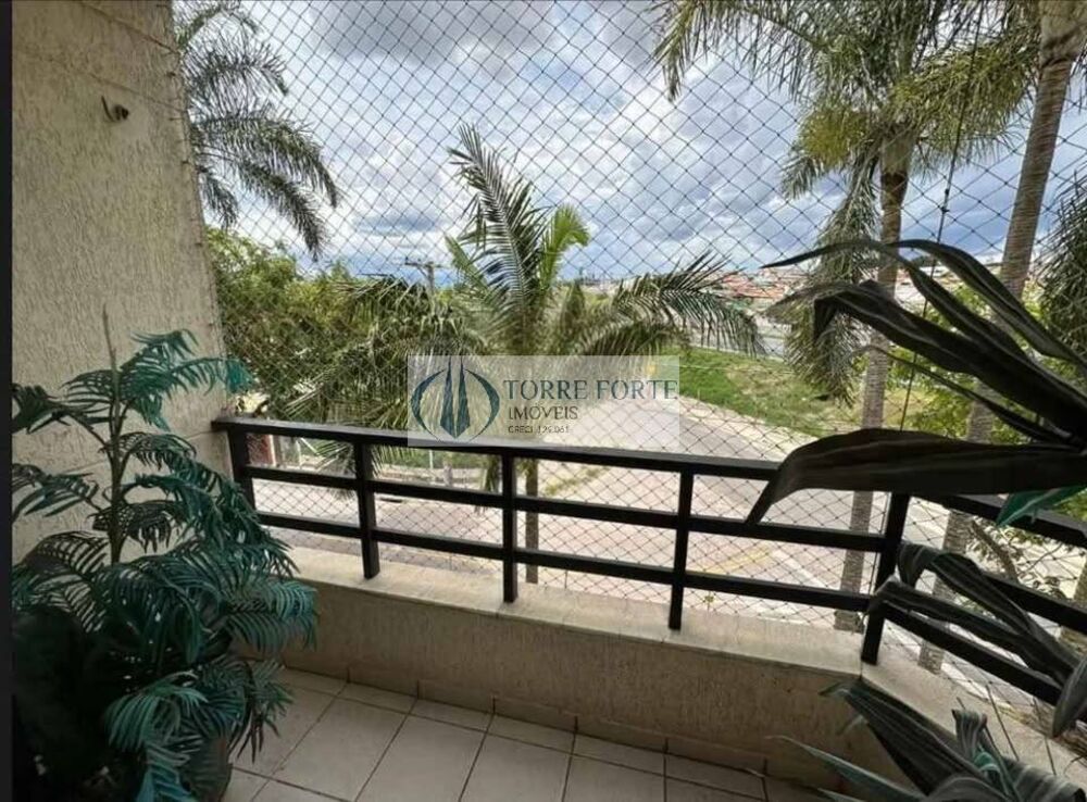 Apartamento à venda com 2 quartos, 67m² - Foto 4