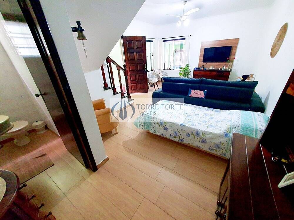 Sobrado à venda com 3 quartos, 134m² - Foto 2