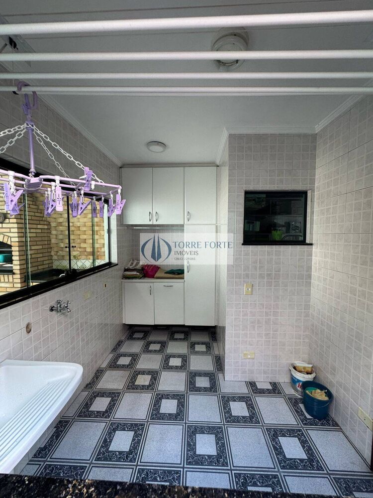 Casa, 4 quartos, 352 m² - Foto 1