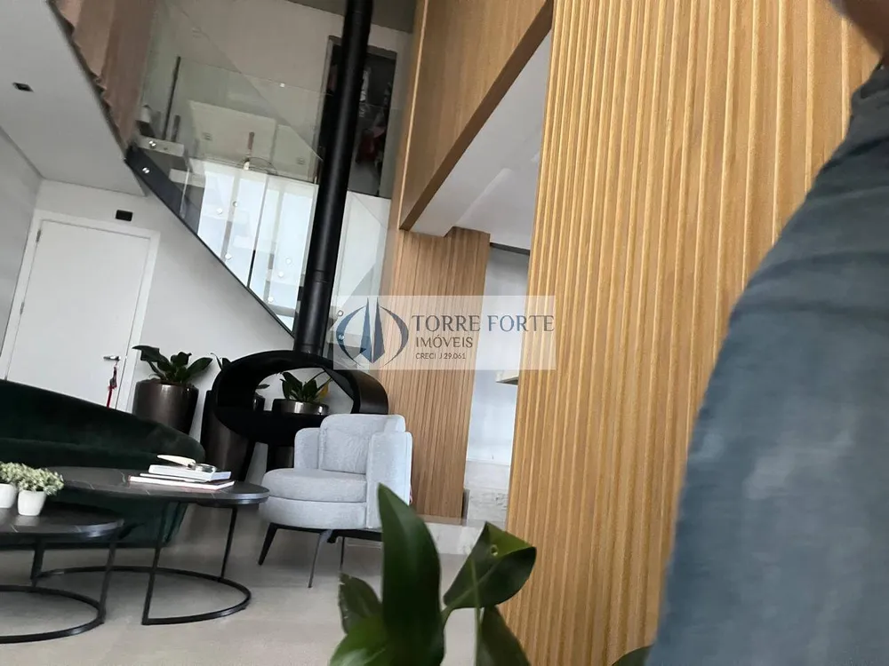 Apartamento, 3 quartos, 215 m² - Foto 1