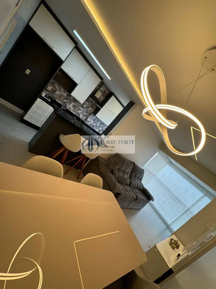 Apartamento, 2 quartos, 60 m² - Foto 1