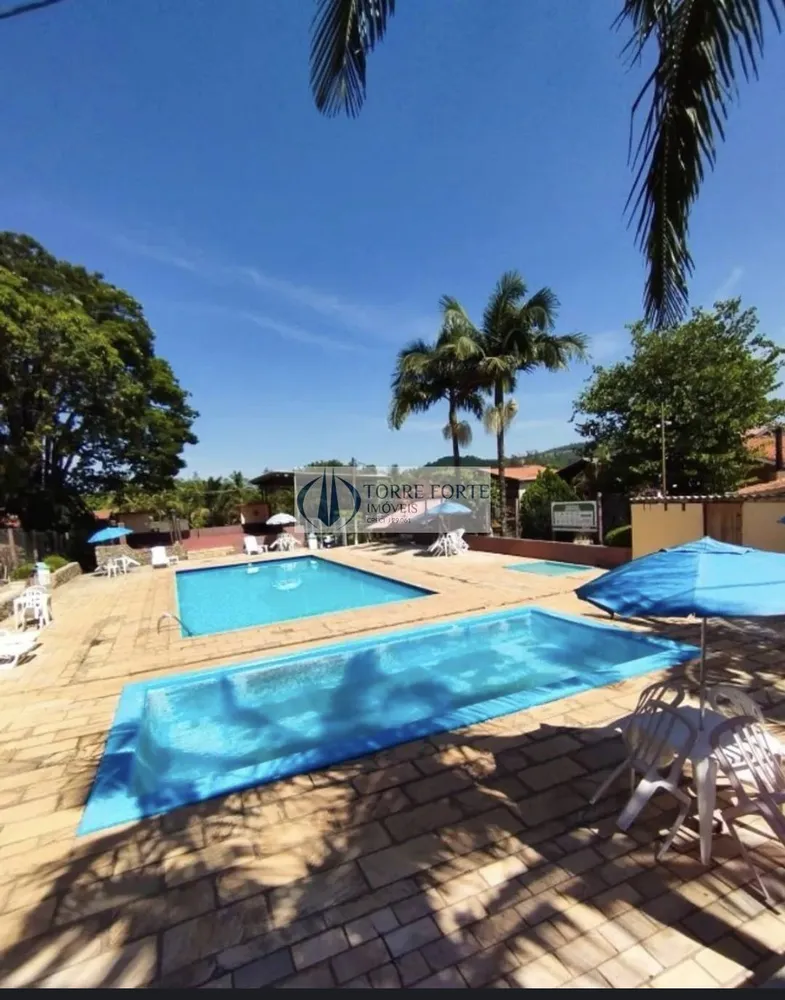 Casa, 4 quartos, 250 m² - Foto 1