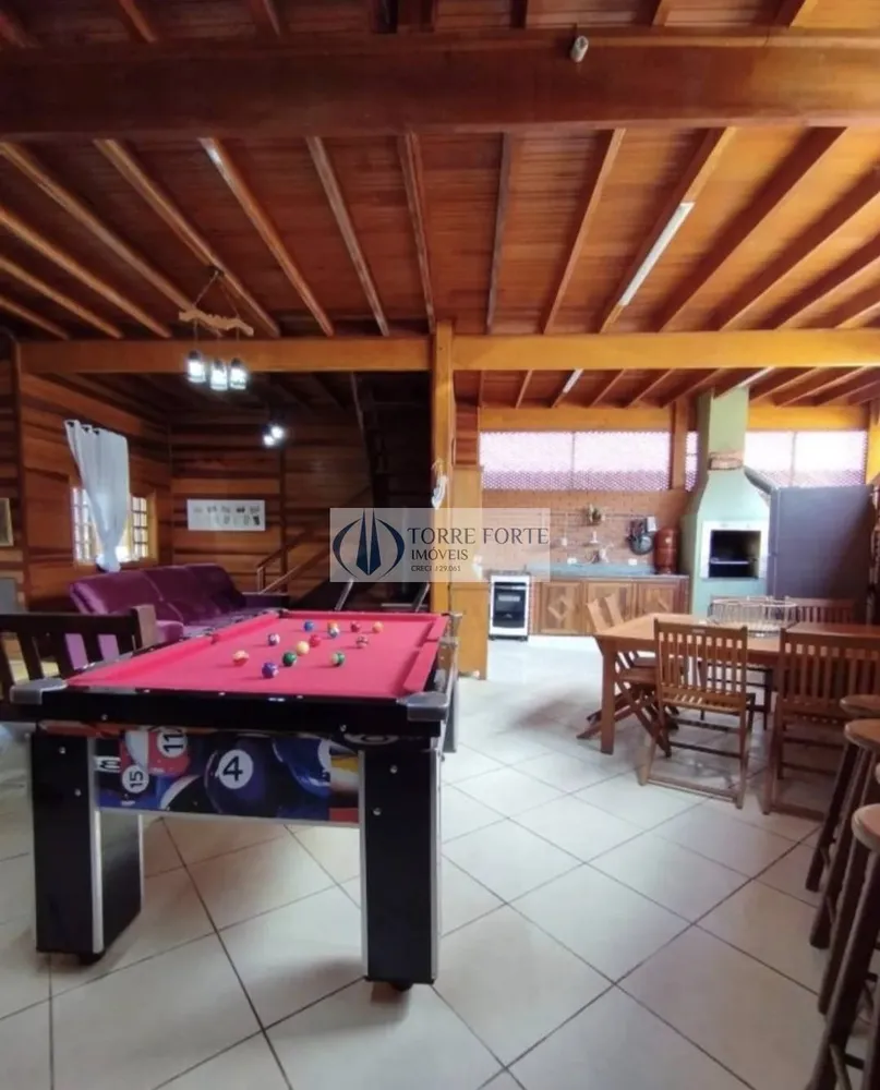 Casa, 4 quartos, 250 m² - Foto 2