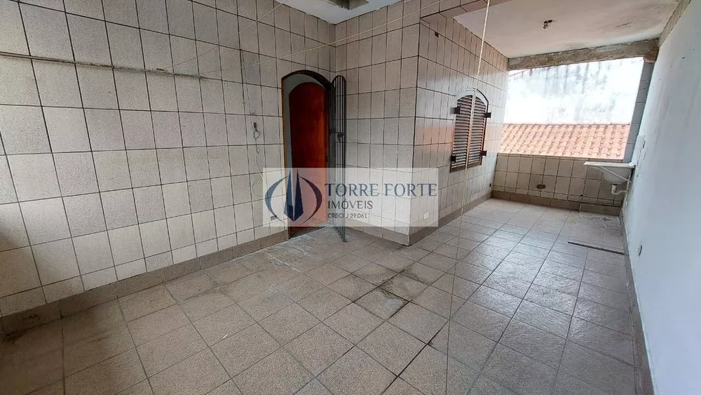 Sobrado à venda com 3 quartos, 190m² - Foto 4