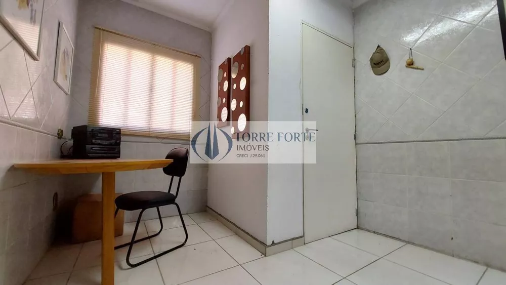 Sobrado à venda com 3 quartos, 190m² - Foto 8