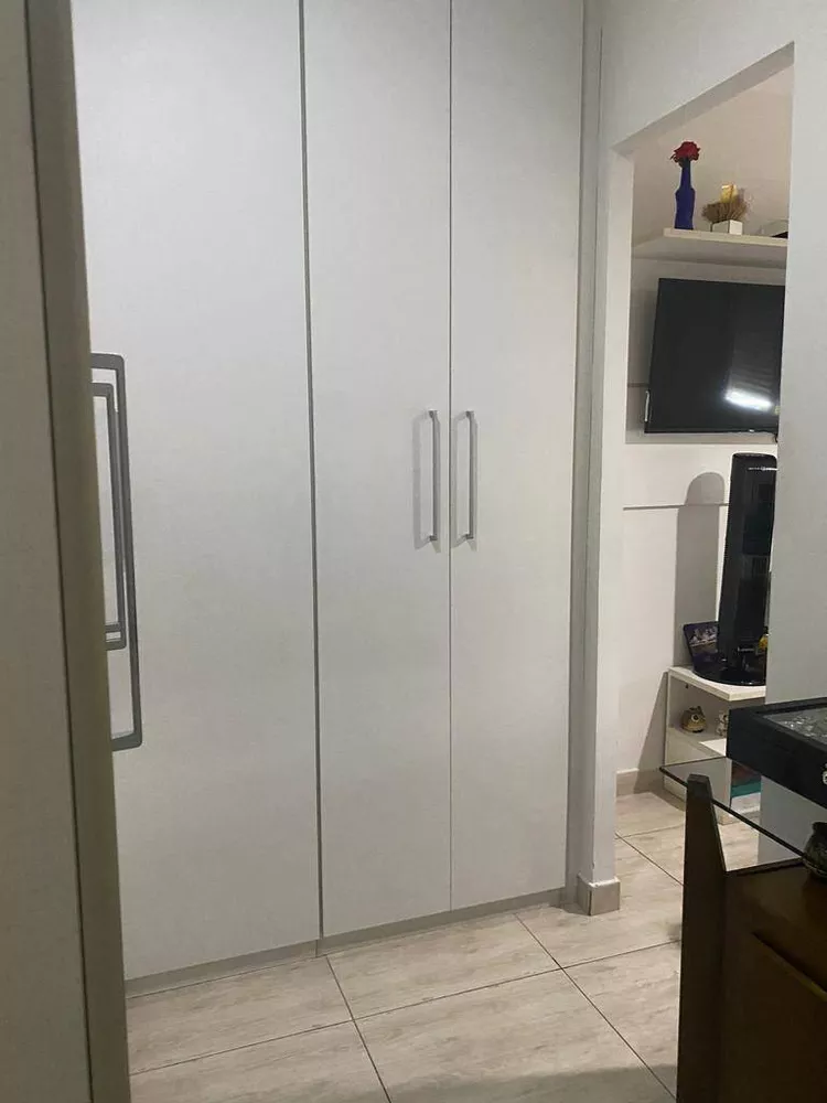 Apartamento à venda com 3 quartos, 138m² - Foto 3