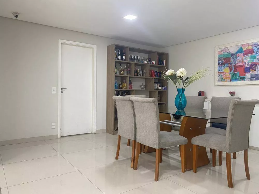 Apartamento à venda com 3 quartos, 138m² - Foto 2