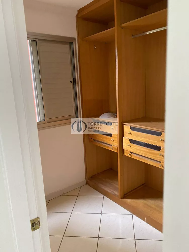 Apartamento à venda com 3 quartos, 55m² - Foto 8