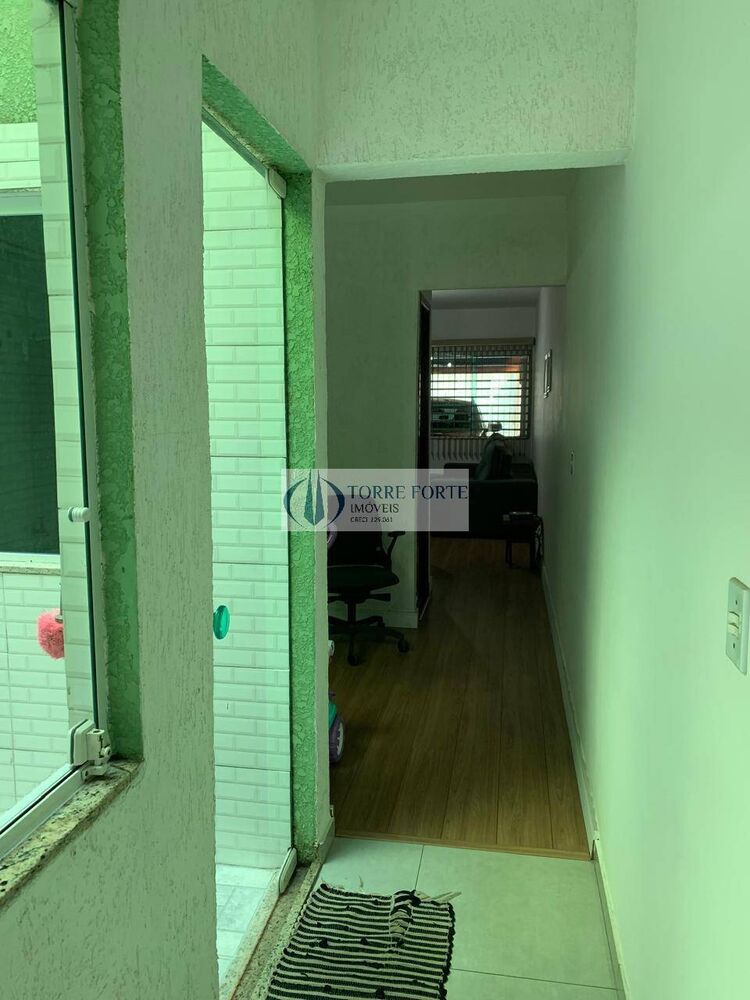 Casa à venda com 3 quartos, 120m² - Foto 1