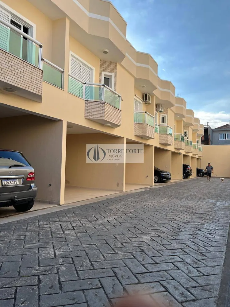 Sobrado, 3 quartos, 180 m² - Foto 2