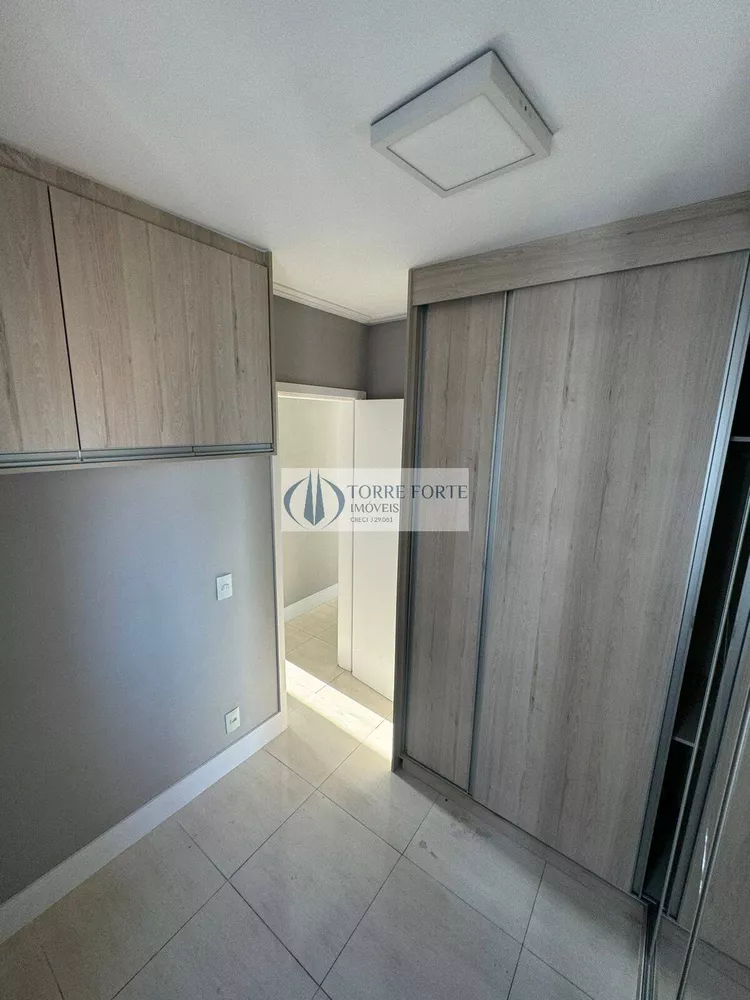 Apartamento à venda com 3 quartos, 76m² - Foto 11