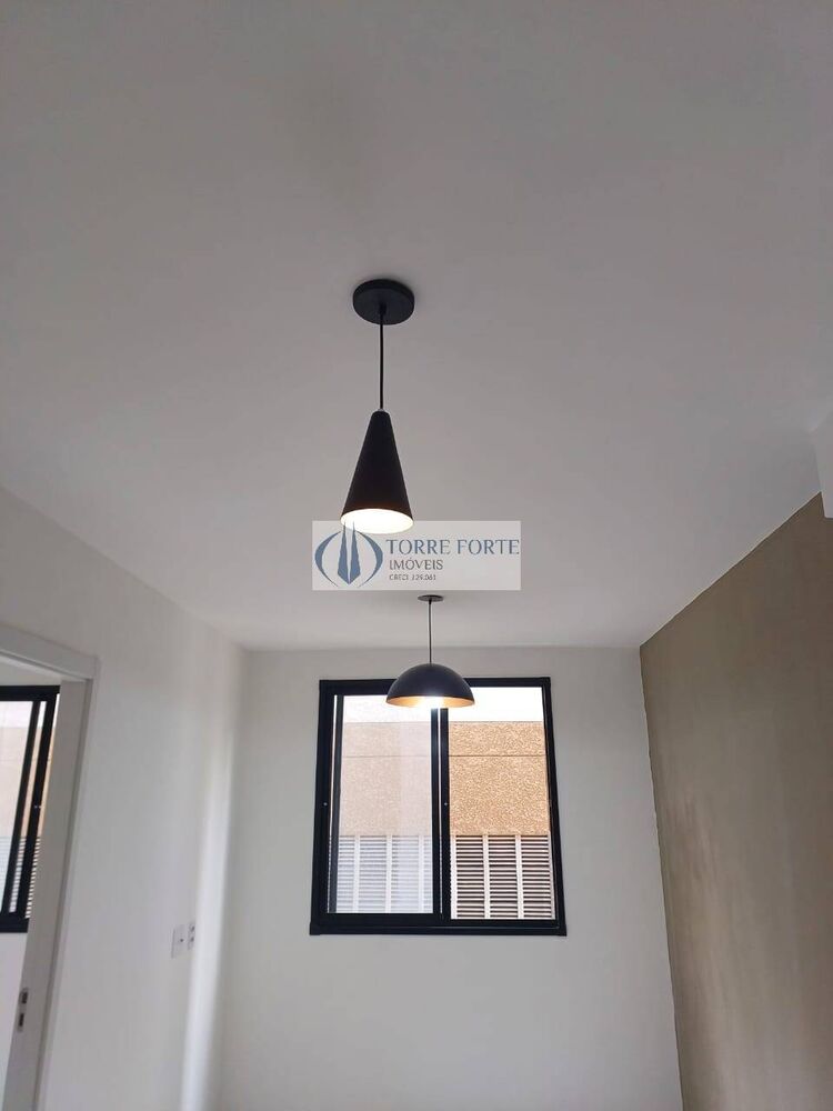 Apartamento à venda com 1 quarto, 24m² - Foto 2