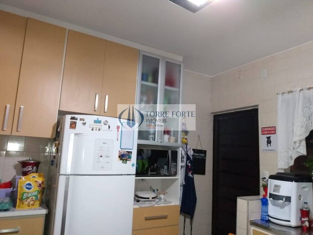 Casa, 4 quartos, 221 m² - Foto 4