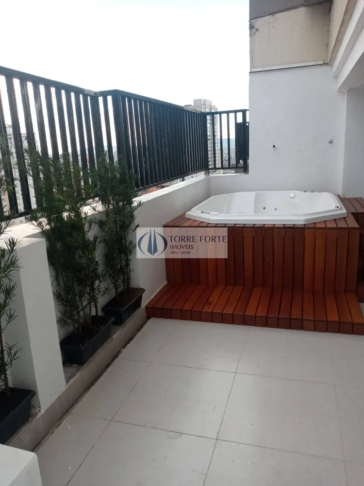 Cobertura, 3 quartos, 218 m² - Foto 4
