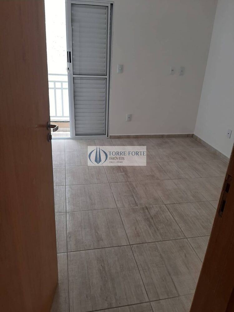 Casa à venda com 2 quartos, 55m² - Foto 1