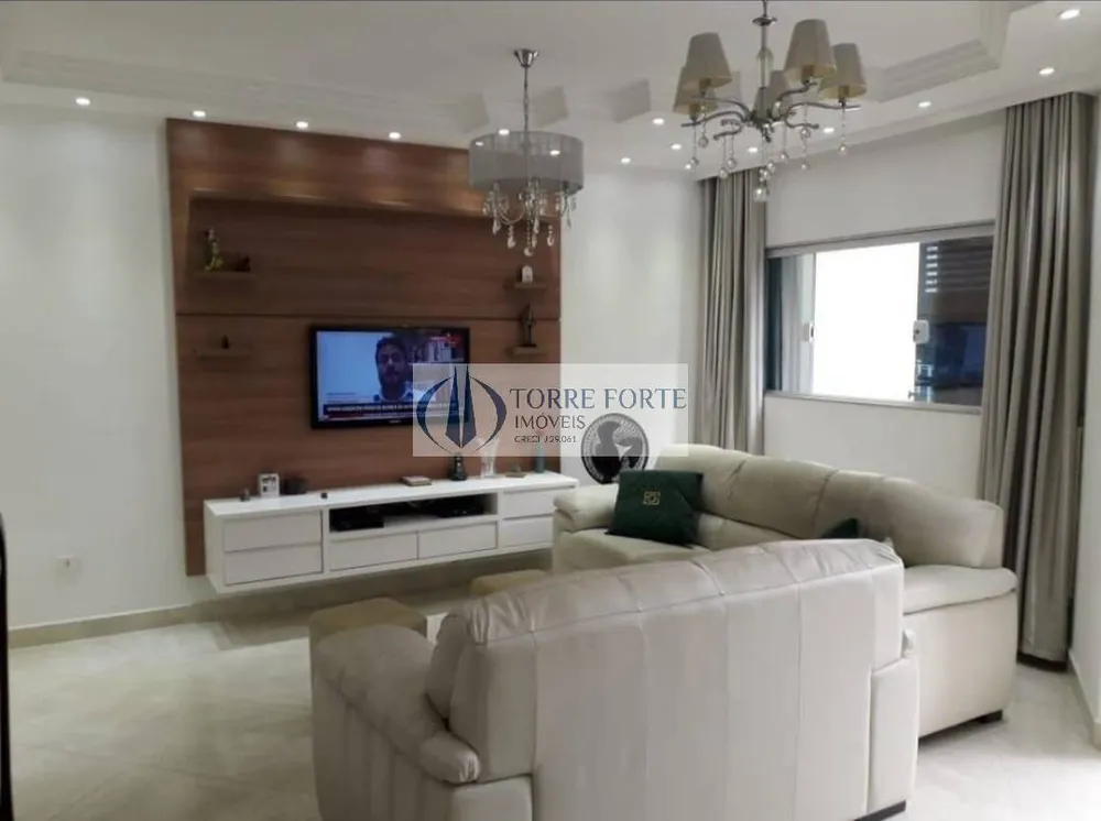 Casa, 3 quartos, 220 m² - Foto 1