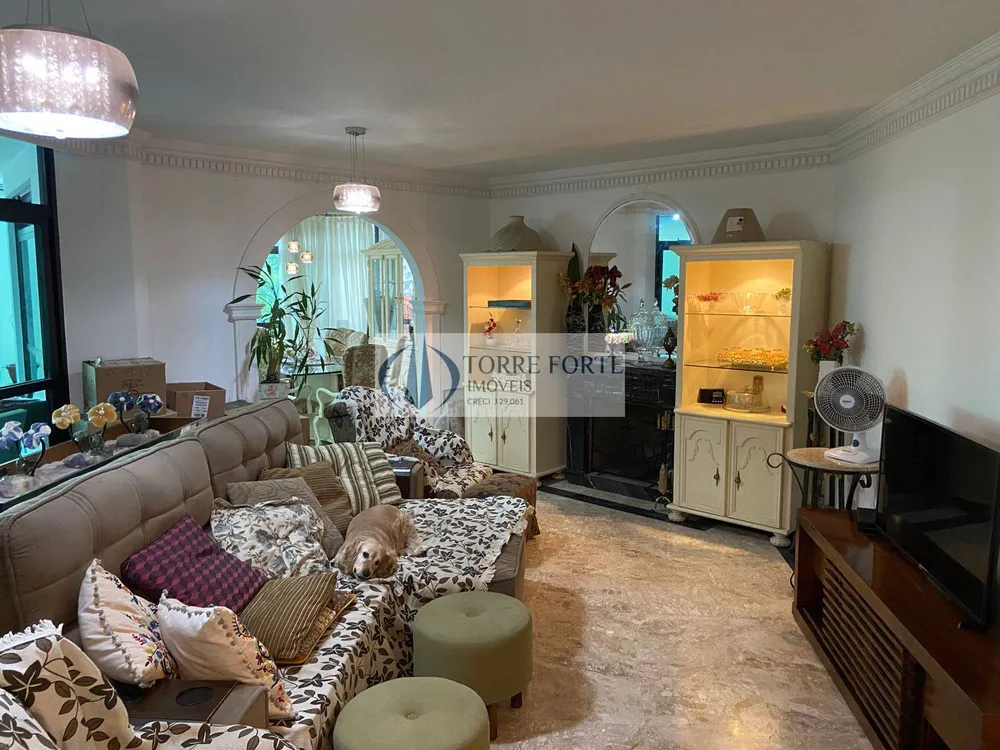 Apartamento, 3 quartos, 230 m² - Foto 2