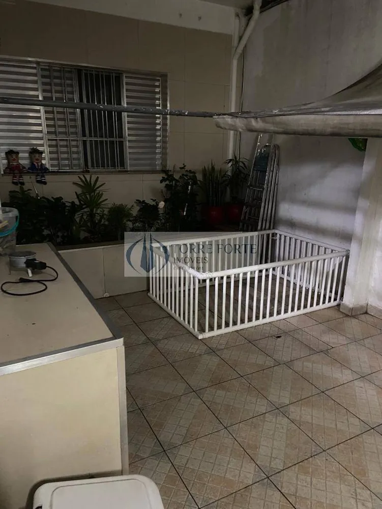 Casa, 5 quartos, 230 m² - Foto 1