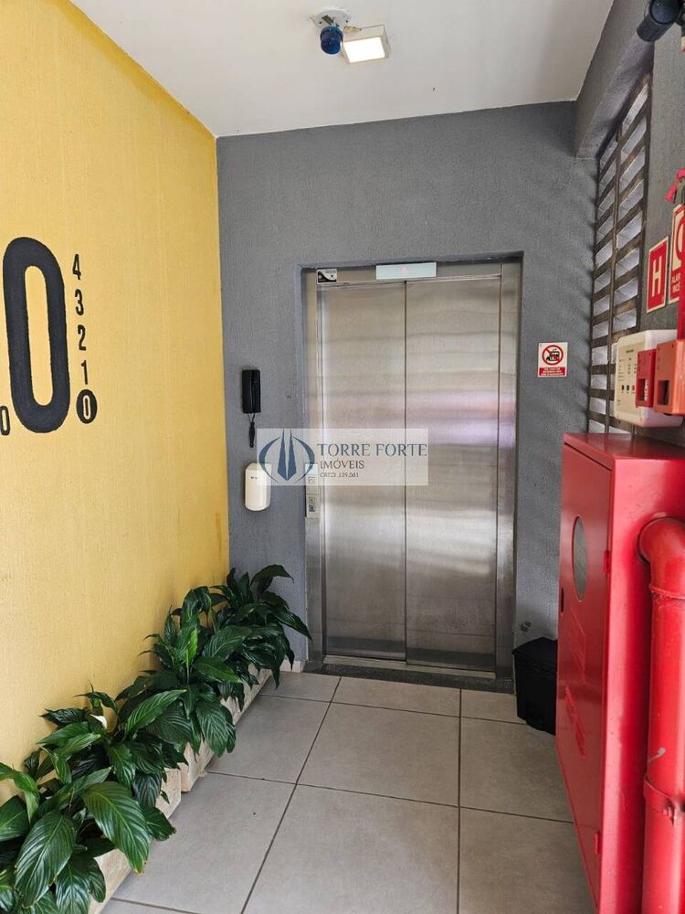 Apartamento à venda com 1 quarto, 40m² - Foto 4