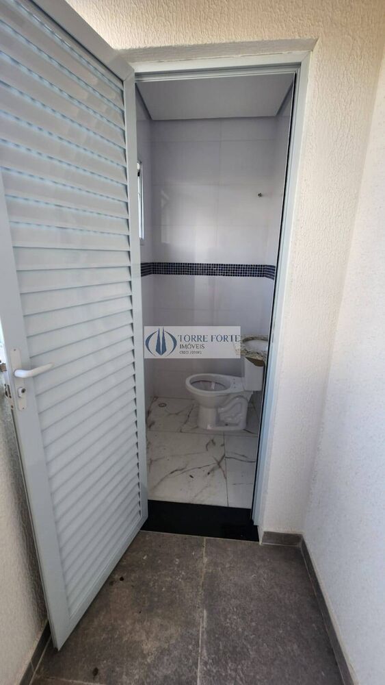 Sobrado à venda com 3 quartos, 153m² - Foto 1