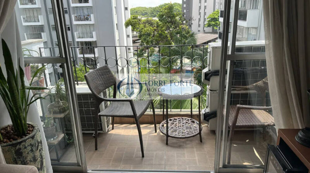 Apartamento à venda com 2 quartos, 64m² - Foto 1
