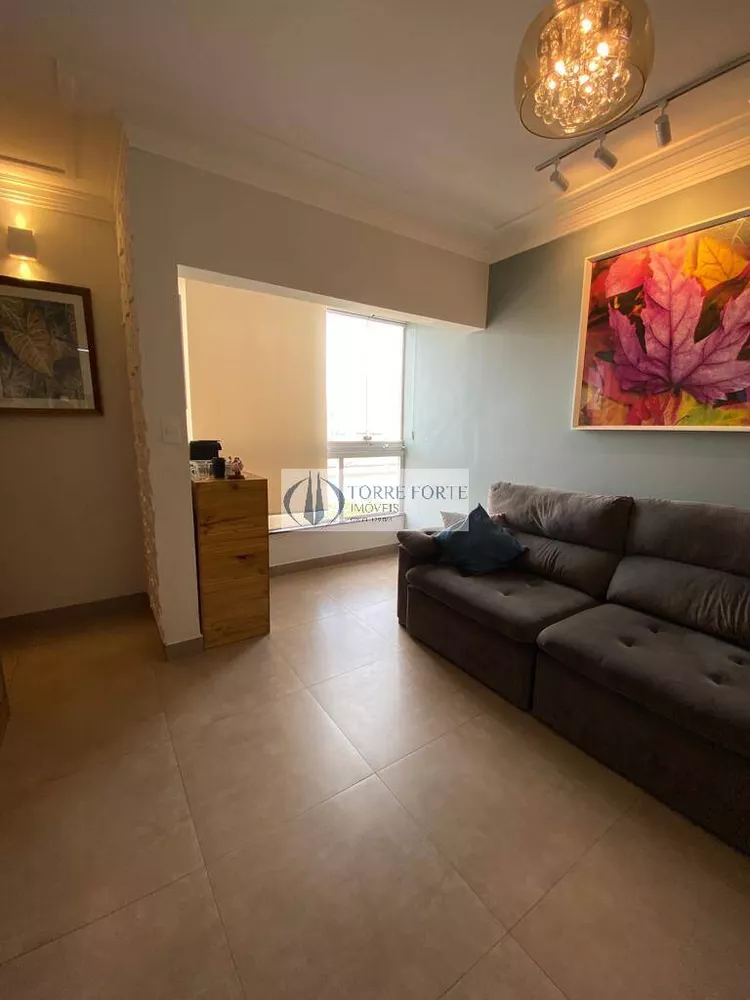 Apartamento à venda com 2 quartos, 126m² - Foto 2