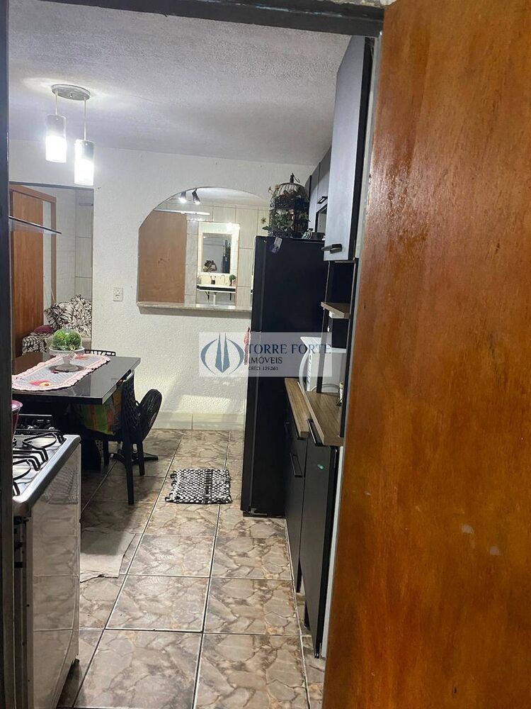 Casa à venda com 2 quartos, 125m² - Foto 6