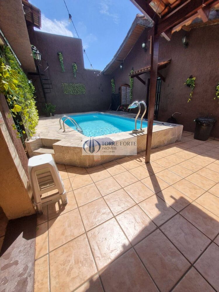 Casa, 3 quartos, 250 m² - Foto 6