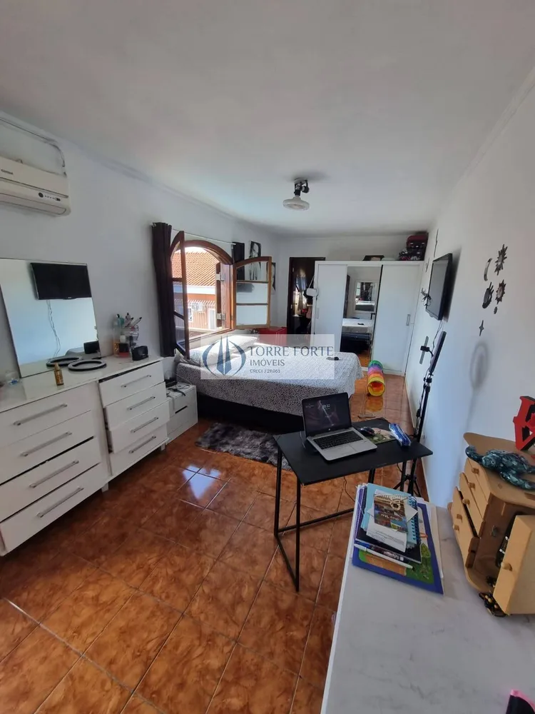 Casa, 3 quartos, 250 m² - Foto 4