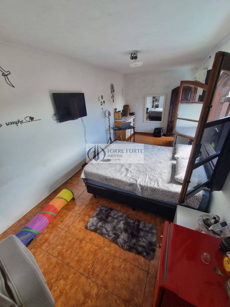 Casa, 3 quartos, 250 m² - Foto 1