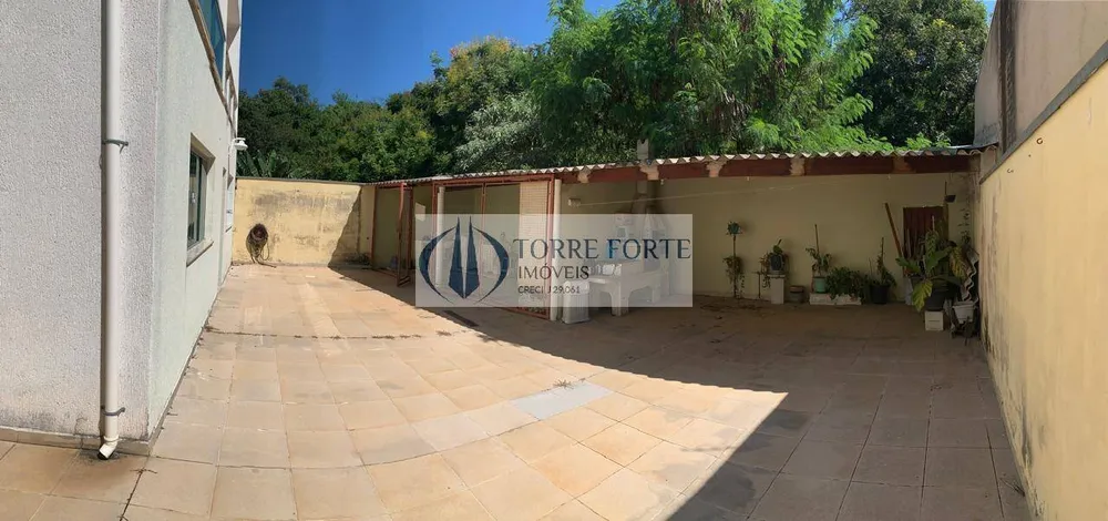 Casa, 6 quartos, 289 m² - Foto 1