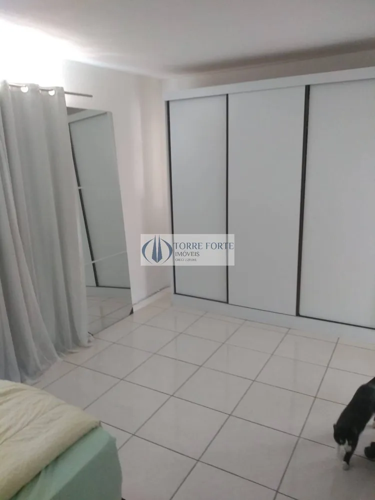 Casa, 4 quartos, 210 m² - Foto 3